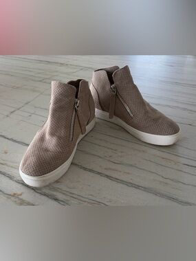 Steve Madden Taupe Perforated Wedge Booties with Side Zip